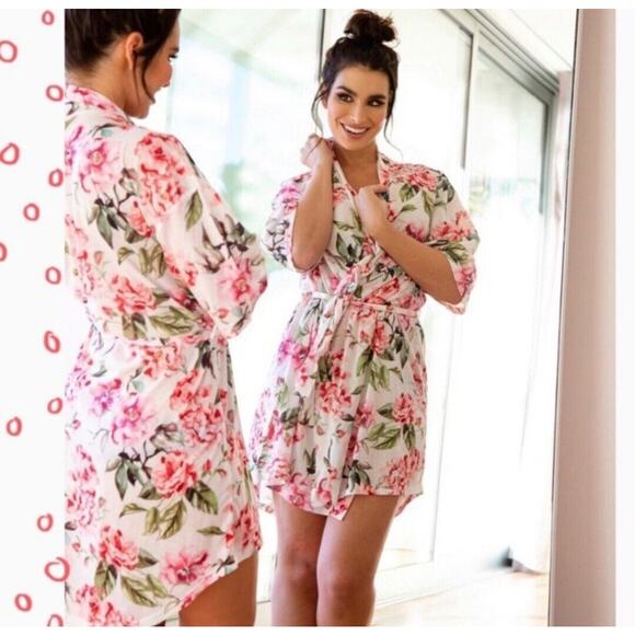 Show Me Your MuMu Other - Show Me Your Mumu BRIE Wrap Robe Pink Floral Kimono One Size Bridal EUC